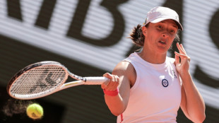 Swiatek thrashes Wang 6-0, 6-0 in 51 minutes to reach French Open last 16