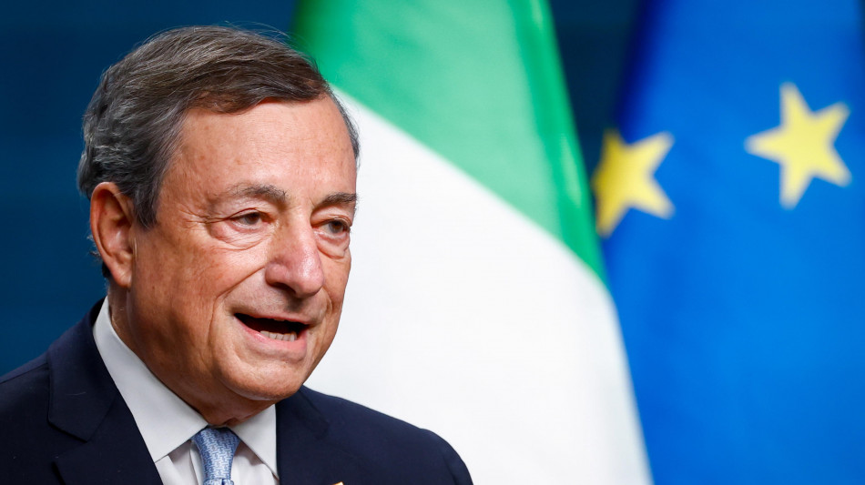 Draghi, 'cambio radicale perch&eacute; l'Ue continui a esistere'