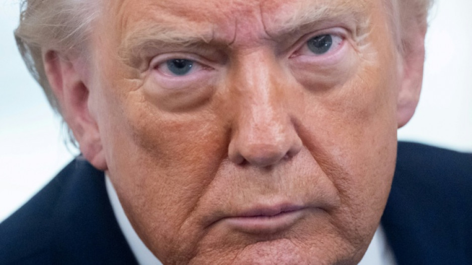  Trump cancels Iran strikes, touts imminent deal 
