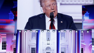 Consacr&eacute; par ses pairs r&eacute;publicains, Trump invoque le divin et la famille