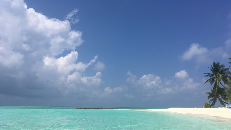  Media Maldive, 'morto il sub che cercava i corpi degli italiani' 