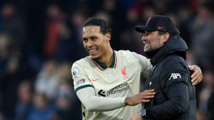 Liverpool ter&aacute; 'grande trabalho' para substituir Klopp, admite Van Dijk