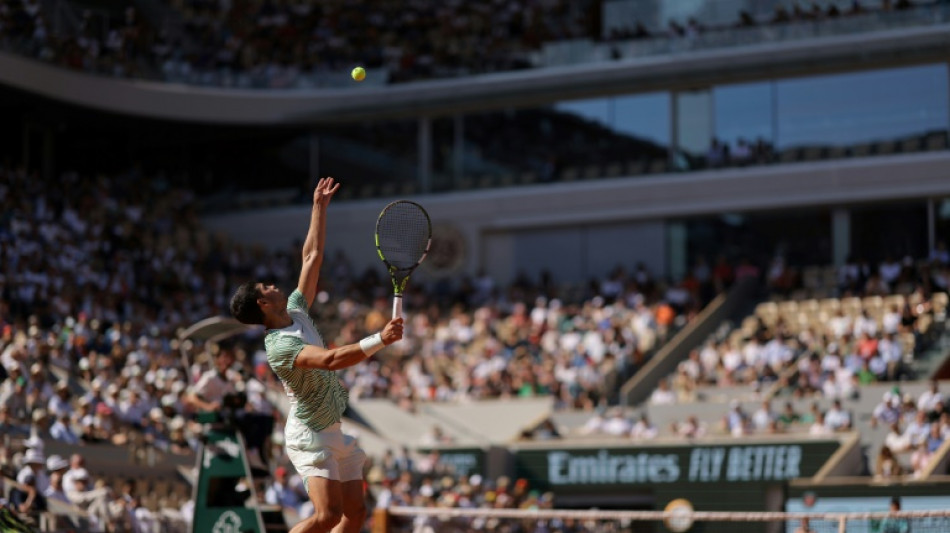 Shapovalov 'looks up to super humble' Alcaraz ahead of French Open clash