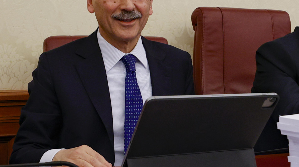  Cda di Mps in corso, 'non arrivata lettera di dimissioni da Lovaglio' 