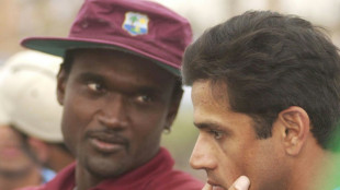 Former skipper Hooper joins West Indies coaching team
