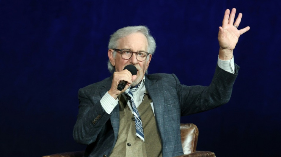  Steven Spielberg dice que hay "m&aacute;s verdad que ficci&oacute;n" en su "Disclosure day" 
