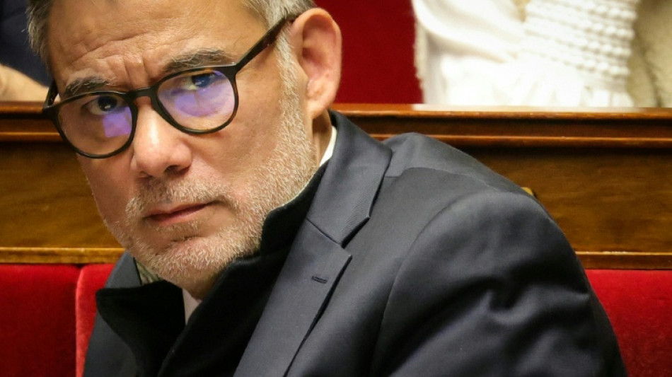 Budget: le PS maintient l'&eacute;treinte sur le gouvernement autour de la taxe Zucman