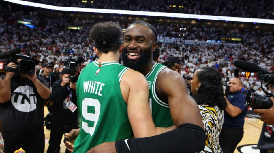 Buzzer-beating Boston force Miami to game seven