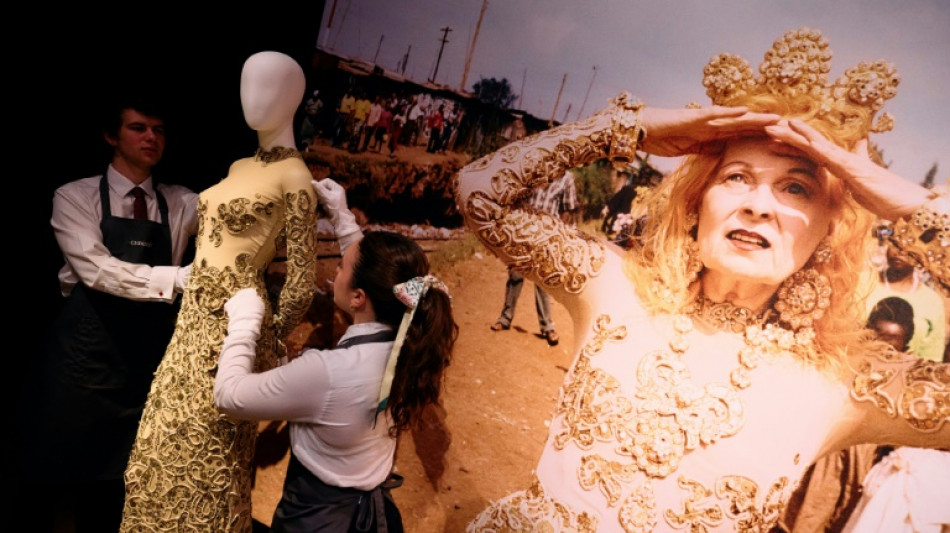 A subasta el vestuario personal de la reina del punk Vivienne Westwood con fines ben&eacute;ficos