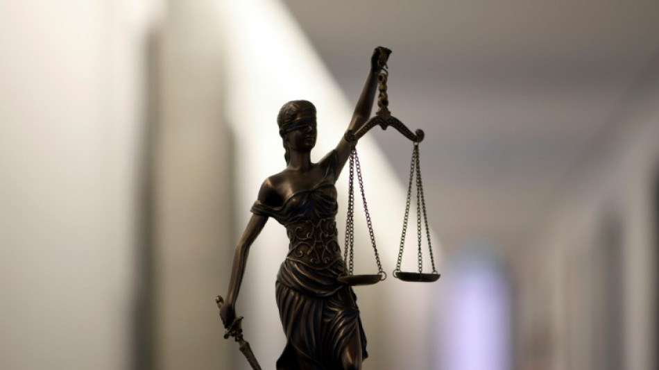 Anklage nach Weitergabe von Informationen gegen sexuelle Gef&auml;lligkeiten bei Maskendeals