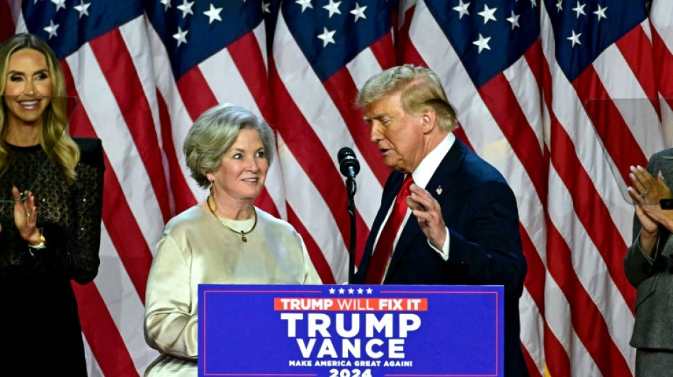 Trump nomme une femme cheffe de cabinet, se dit pr&ecirc;t &agrave; parler &agrave; Poutine