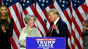 Trump nomme une femme cheffe de cabinet, se dit pr&ecirc;t &agrave; parler &agrave; Poutine
