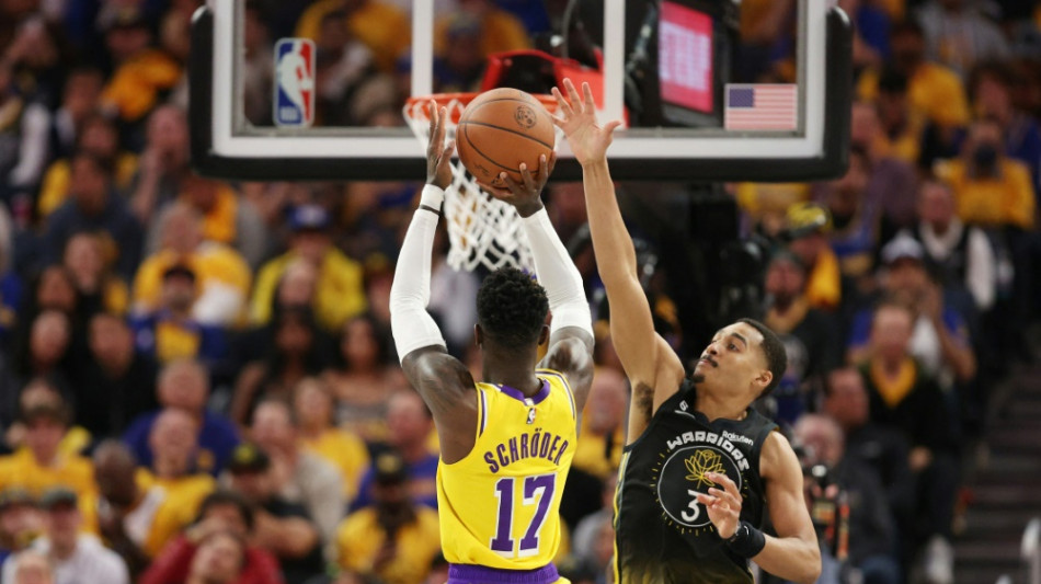 NBA: Play-off-Erfolge f&uuml;r Schr&ouml;der und Hartenstein
